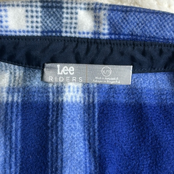 Lee Riders super soft Blue Plaid Button-Up Shirt XL - Picture 2 of 10